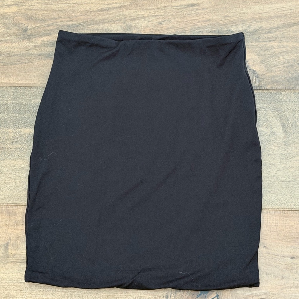 Meshki Classic Black Women's Skirt size XS
